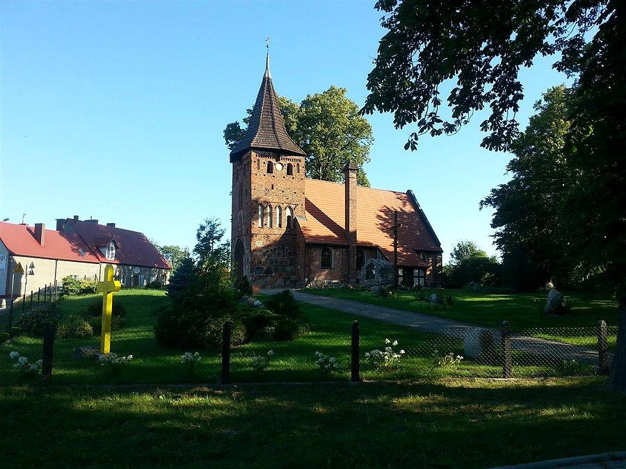 Kościół w Suchej Koszalińskiej
