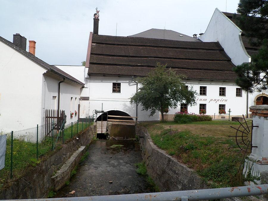Muzeum papirnictwa Velke Losiny