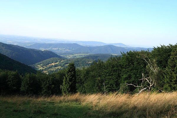 Widok spod Jaworzyny Kokuszczańskiej na N