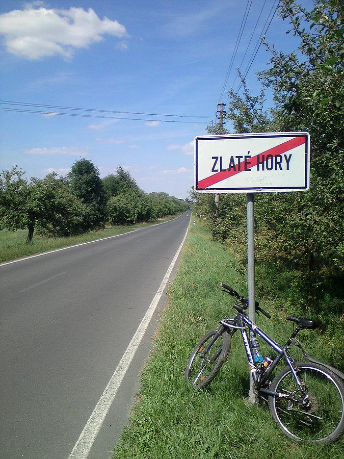 Ze znakiem zdjęcie musi być