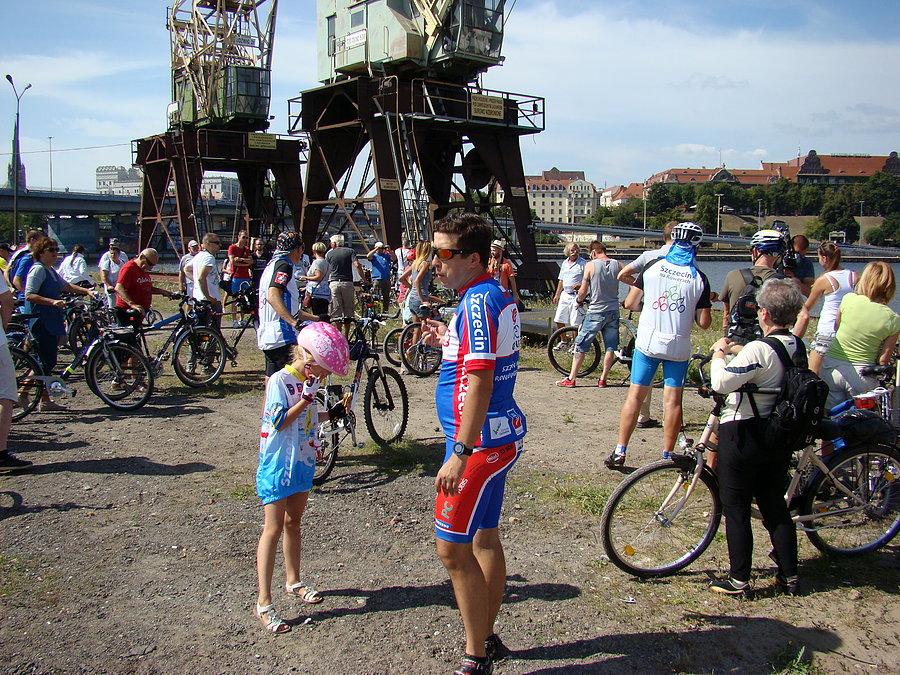 Na Łasztowni , szykujemy sie do koncertu na dzwonki rowerowe.5