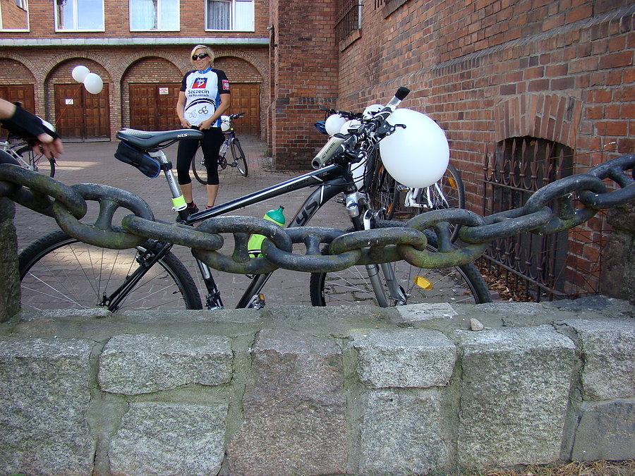 Odpowiedni łańcuch zabezpieczajacy dla niektórych rowerów