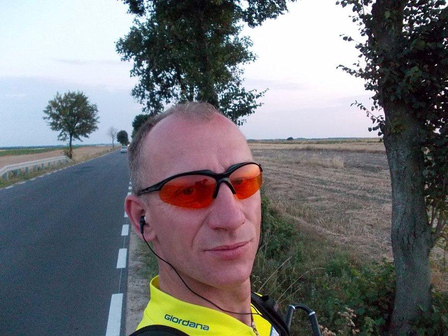 Gdzieś po drodze (wersja bez brody)