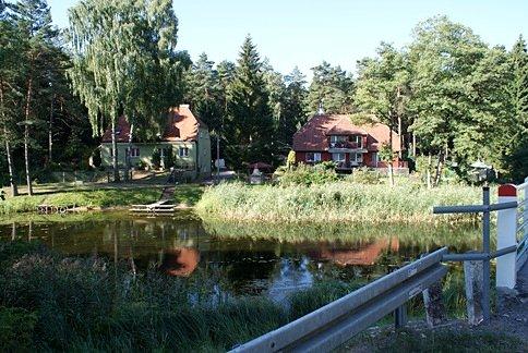 Nad kanałem Bystrym