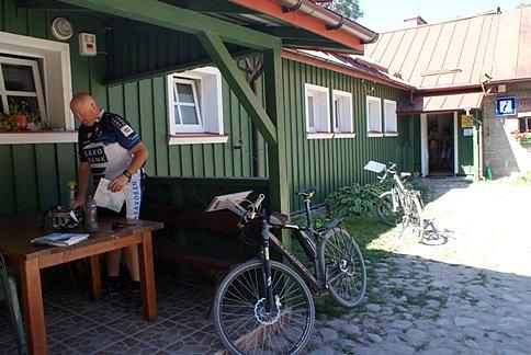 Przed informacją turystyczną