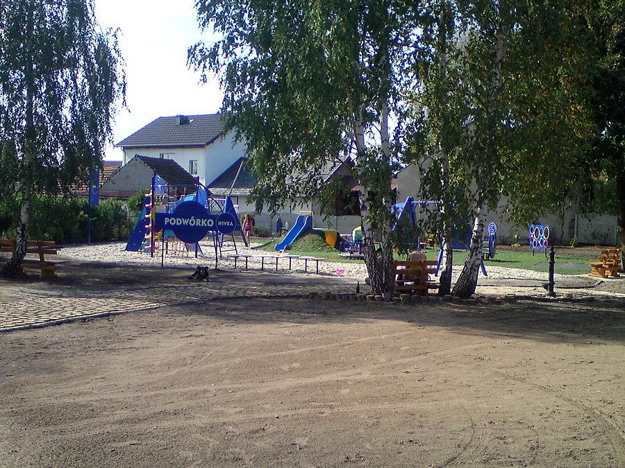 Podwórko Nivea w St. Siołkowicach