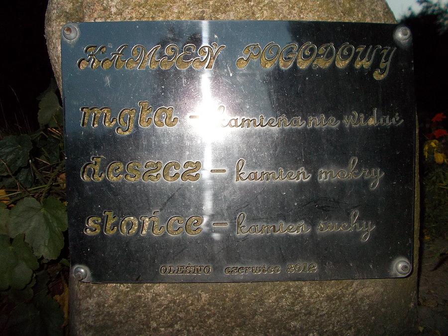 Latarkowa Środa i kamień pogodowy