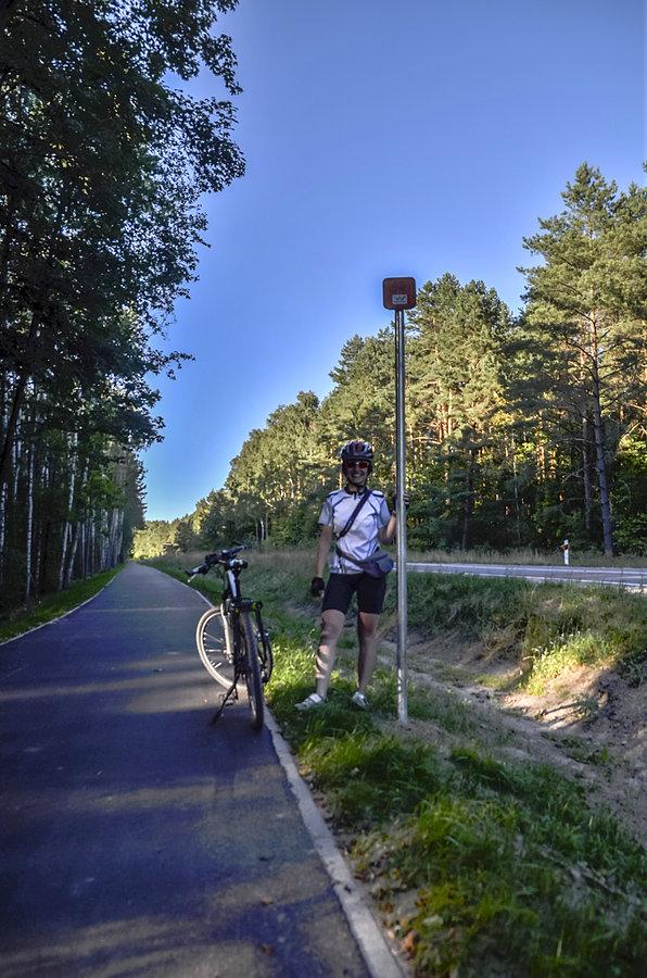 Piękna modelka reklamuje Green Velo :)