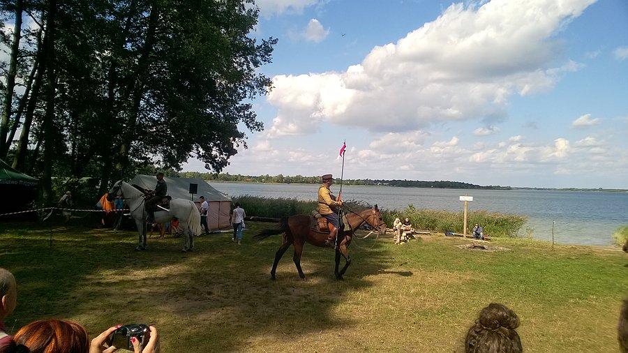 Pokaz sprawności ułańskiej