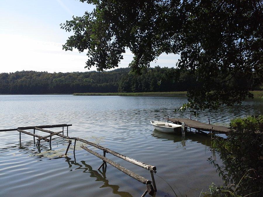 Miejscówka gdzieś nad jeziorem