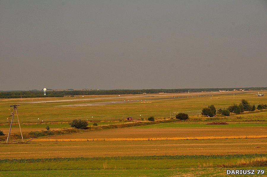 Ożarowice - Widok z Platformy widokowej w stronę Lotniska Pyrzowic