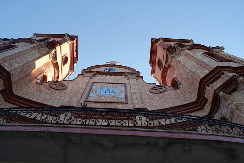 Do góry