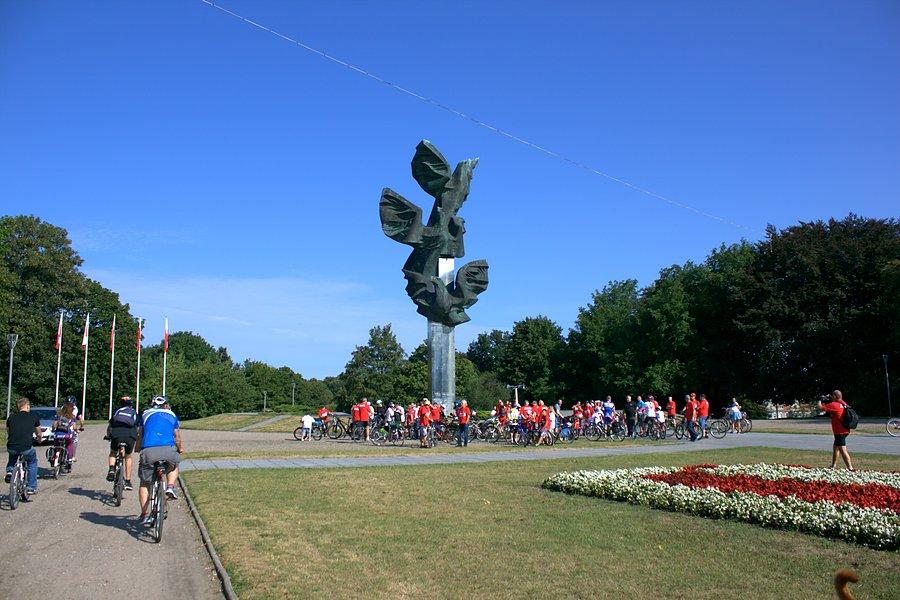 A tu rowerzyści świętujący rocznicę "Solidarności"