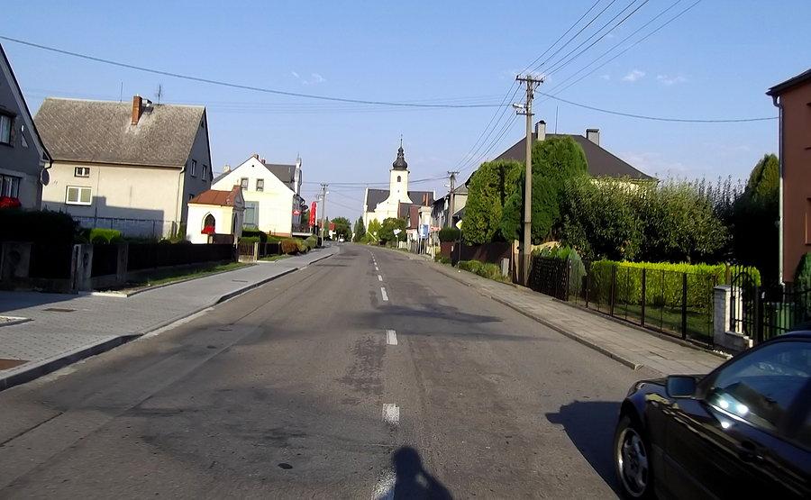 Píšť - Wygląda jakbym wyprzedzał samochód
