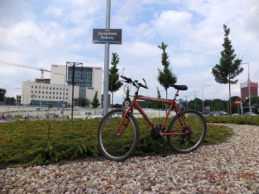 Poznań, rondo Szczęśliwej Podróży. Na Krossie każda jest szczęśliwa (w znaczeniu bezawaryjna)