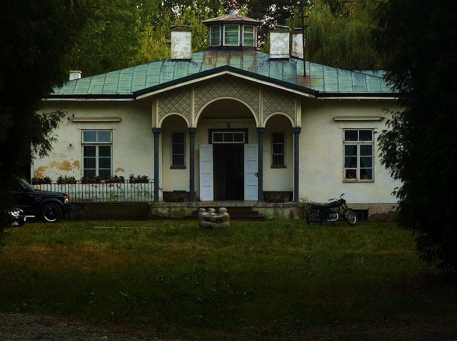 Dwór w Gołaszewie