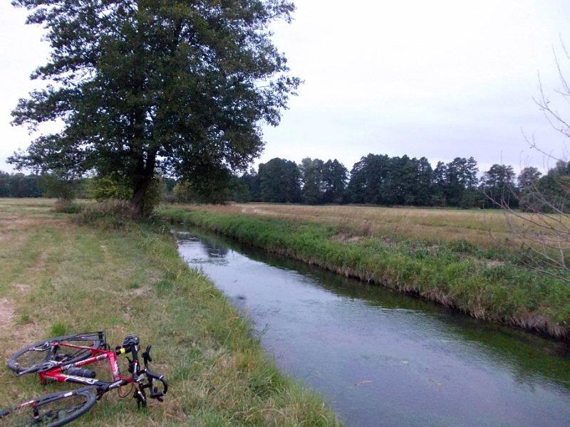 Gdzieś nad rzeczką