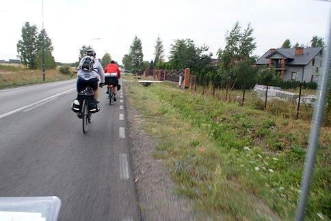 Grupa pościgowa dogania peleton ;)