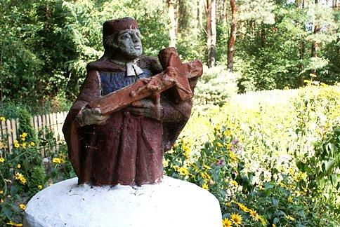 Figura przykościelna