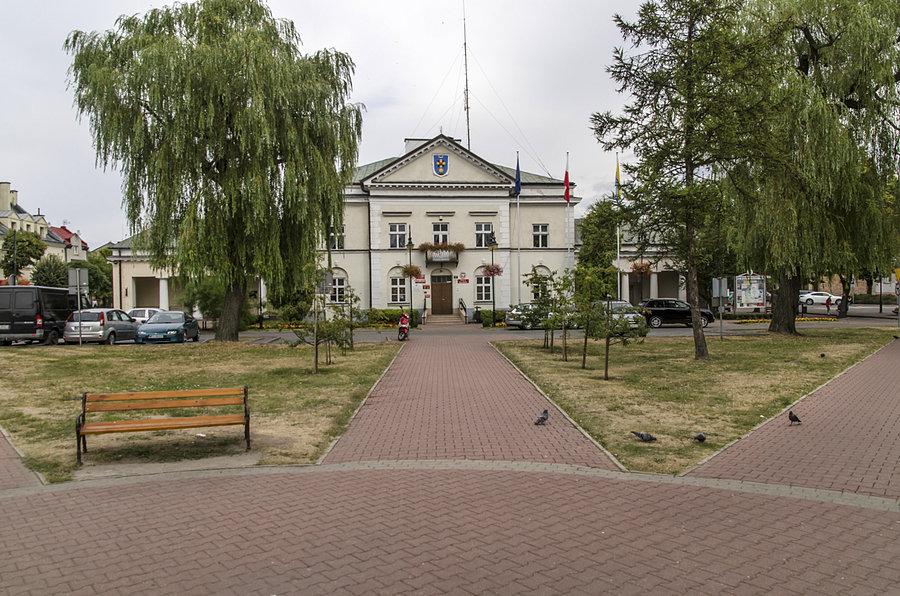 Budynek Urzędu Miasta i Gminy - Góra Kalwaria