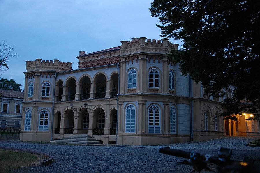W parku w Tyczynie