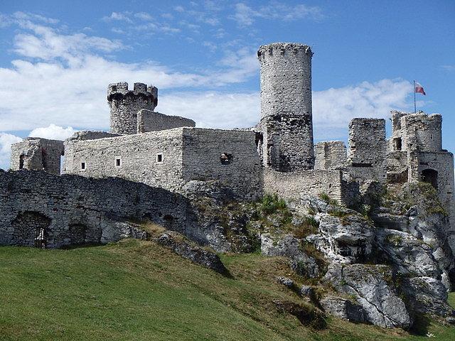 Zamek Ogrodzieniec - widok ogólny