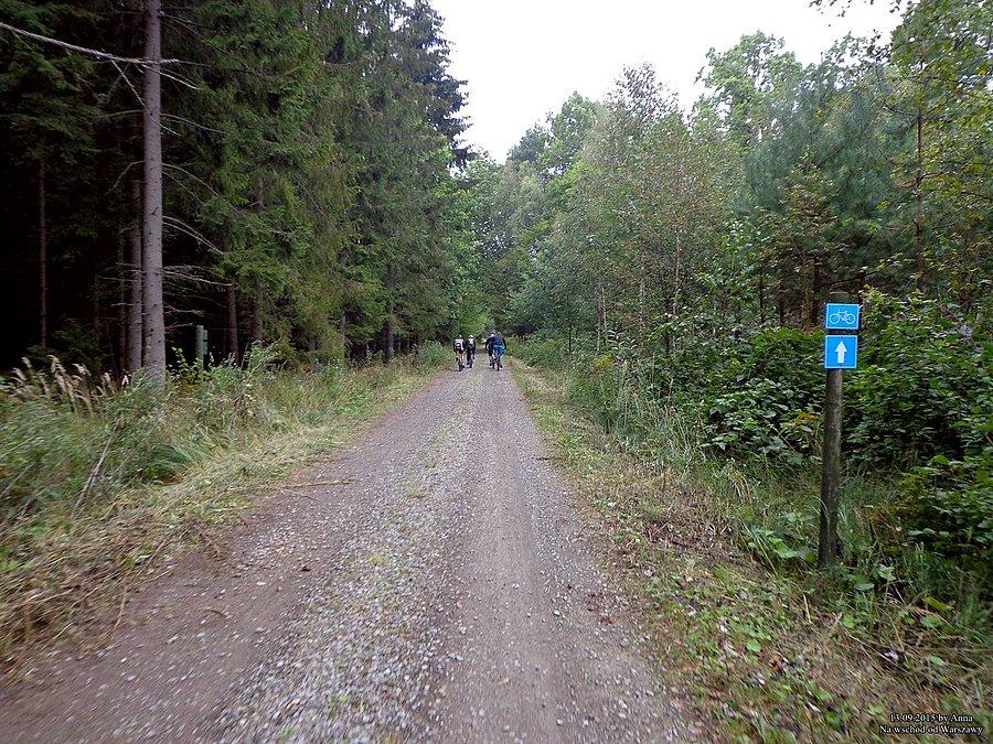 I za kilka km podjęłam decyzję - odłączam się od chłopaków, bo za bardzo ich spowalniam