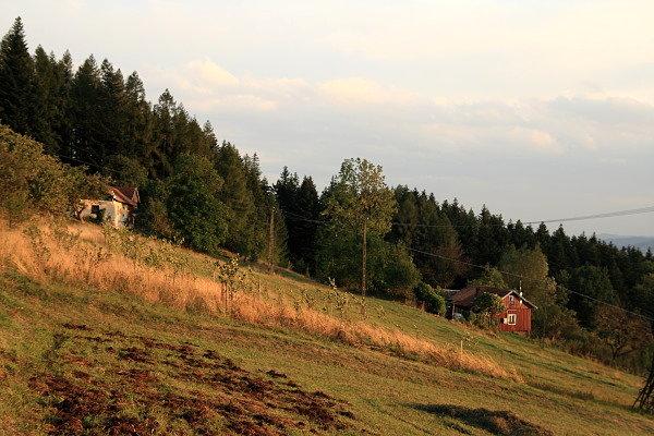 Domy nad dolina Popradu