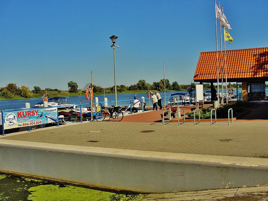 Wycieczka do Malborka. Malbork. - Nogat. Marina