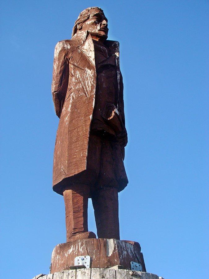 Figura Józefa Wybickiego w Łysinach