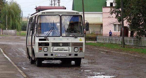 Transport podmiejski zapewniają marszrutki