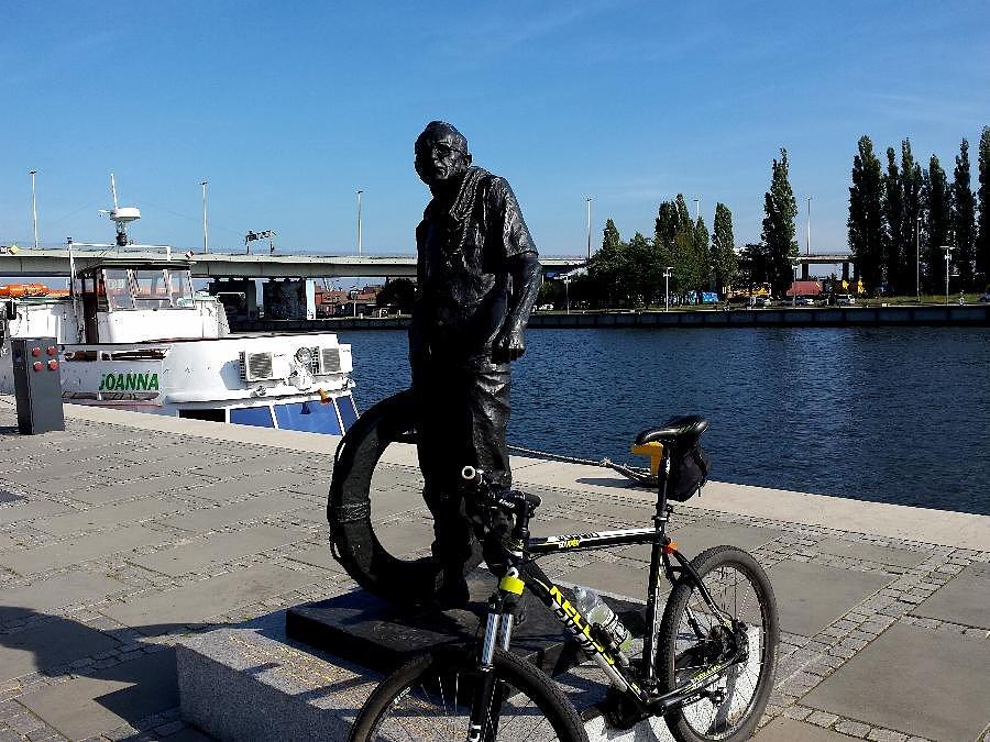 Ludomir Mączka w Alei Żeglarzy