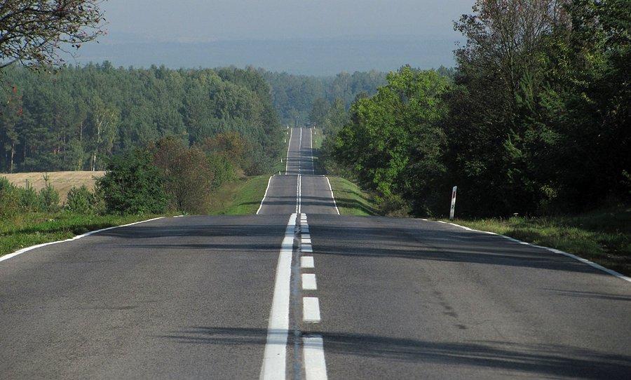 Pofałdowanie w stronę Szydłowa