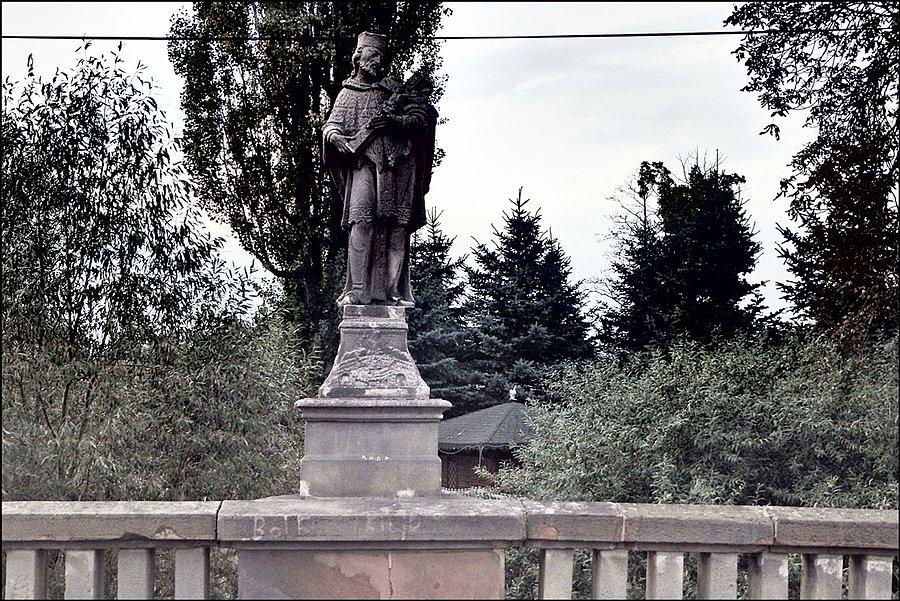 Św. Jan Nepomucen na moście w Ząbkowicach Śląskich