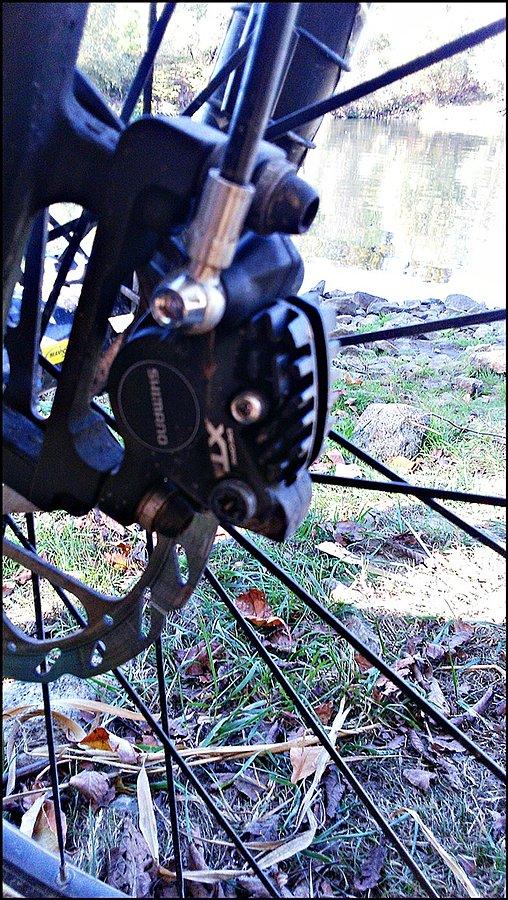 Przedni hamulec Shimano XT