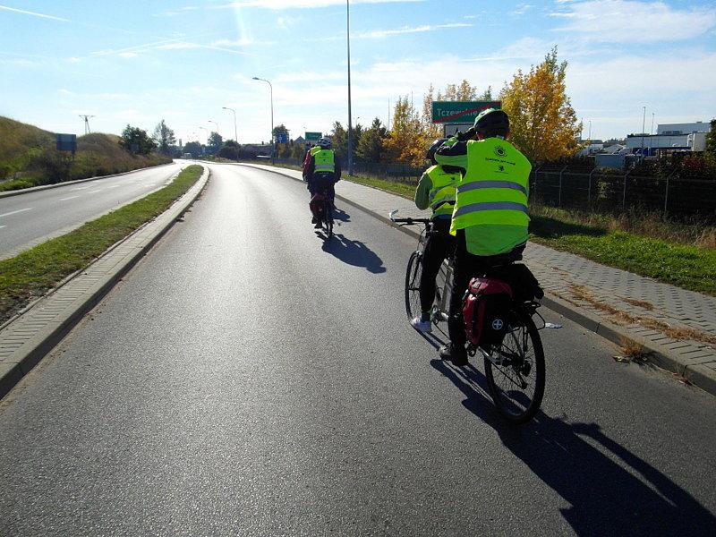 Niewidomi na tandemach- wycieczka Gdynia-Toruń 2015- w miejscowości Tczew
