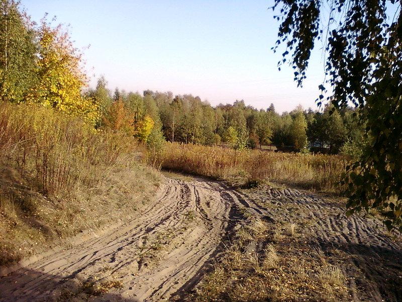 Piaszczysty podjazd