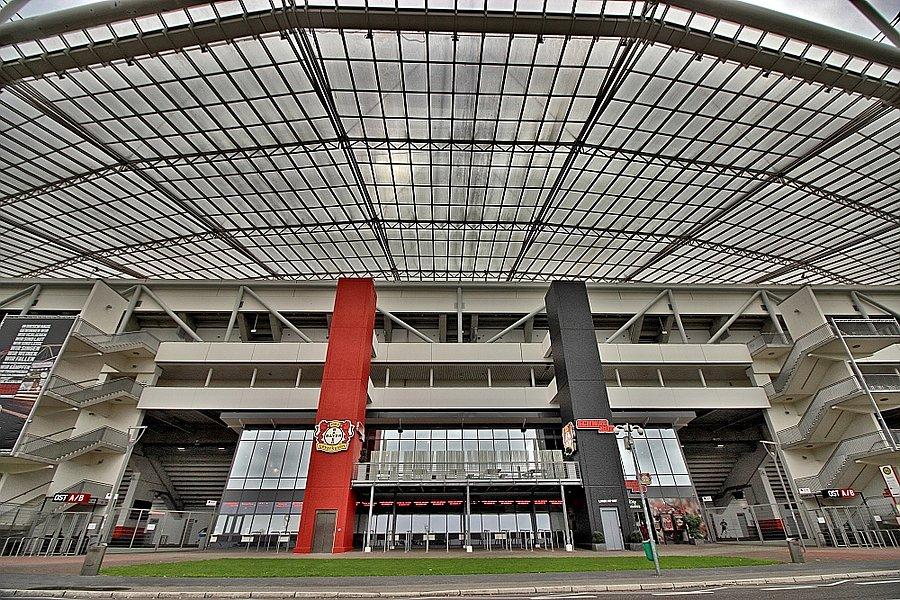 Wejście do BayArena