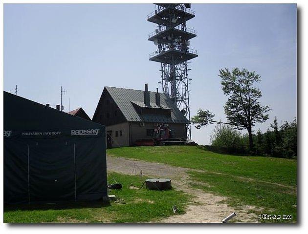 Anteny radiowo-telewizyjne na szczycie Javorowego