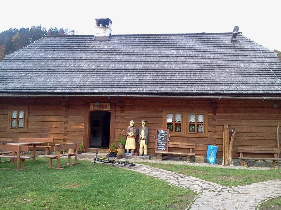 Dolna Łomna