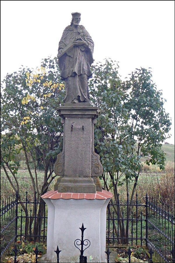 Św. Jan Nepomucen po drodze