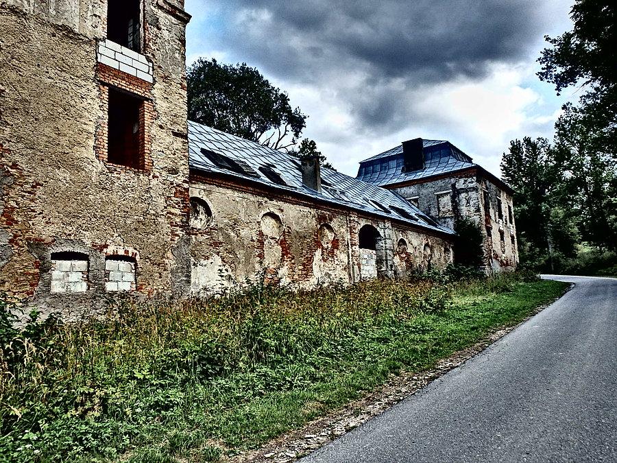 Wilkanów - Ruiny pałacu