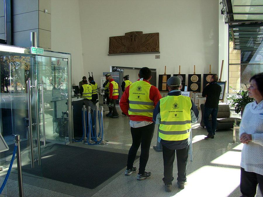 Rajd Gdynia- Toruń Fundacji NNT . Zwiedzanie Muzeum Marynarki Wojennej w Gdyni