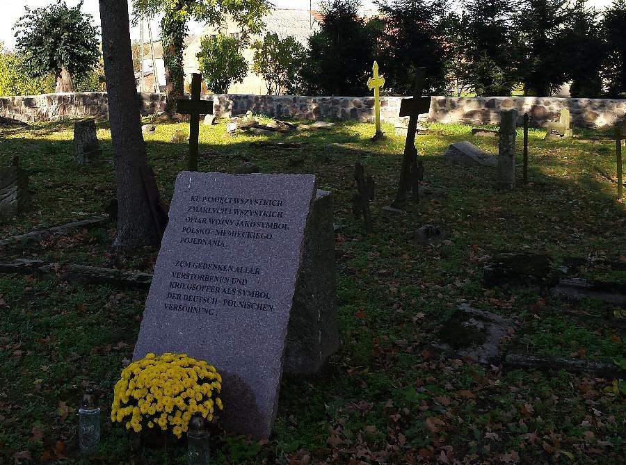Węgorzyce - Cmentarz przy kościelny przed II wojenny światowej