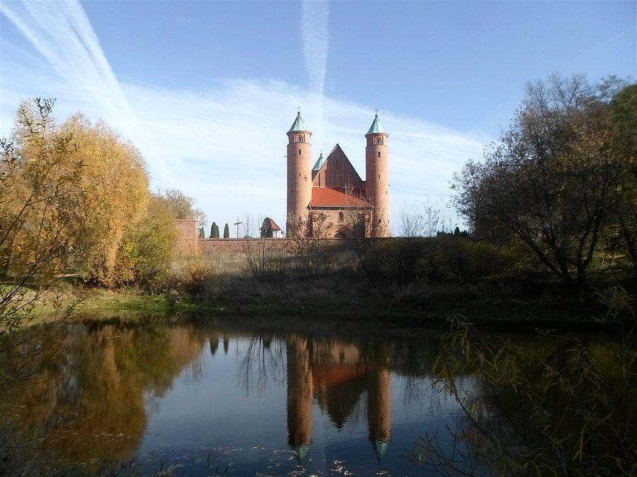 Kościół obronny w Brochowie