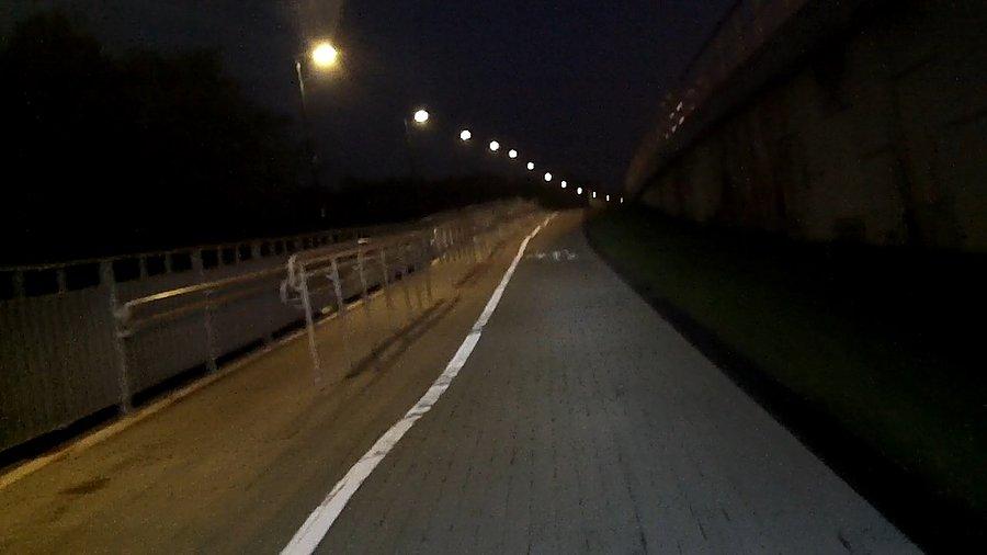 Podjazd w lasku Makoszowskim na wiadukt przy DTŚ