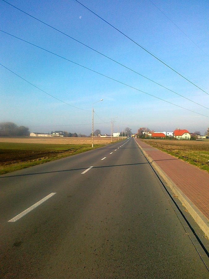 Słoneczny chłodny poranek
