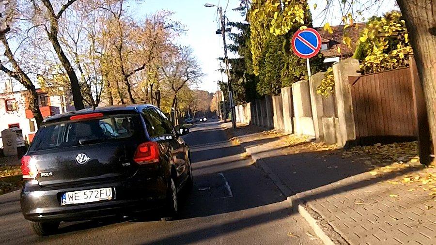 Drugi mądry tuż za Zielonym Lublinem i dobrze że nie wpakował się na mnie, rejestracja: WE 572FU