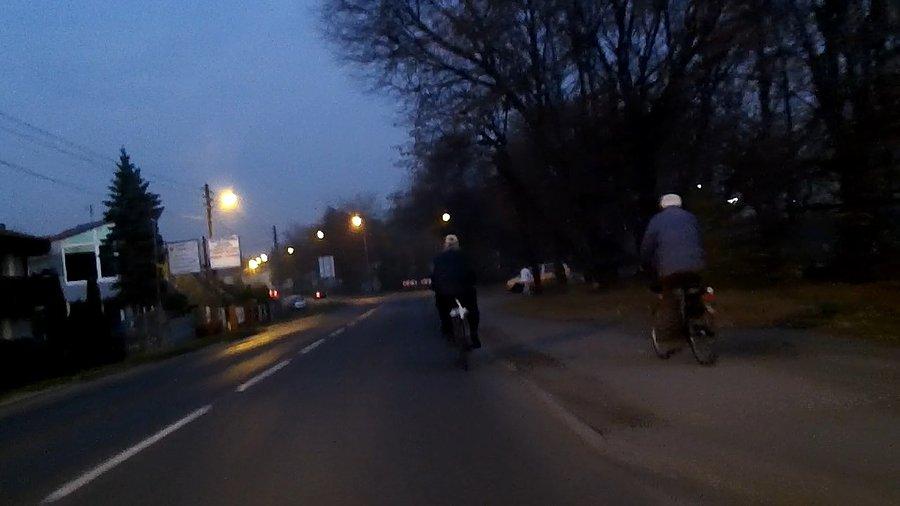 Rowerowi Ninja :) - jeszcze ich widać ;P