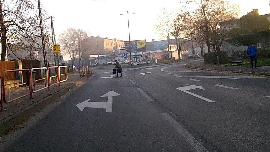 Panie 50 lat tędy przechodzę i nic... ;P